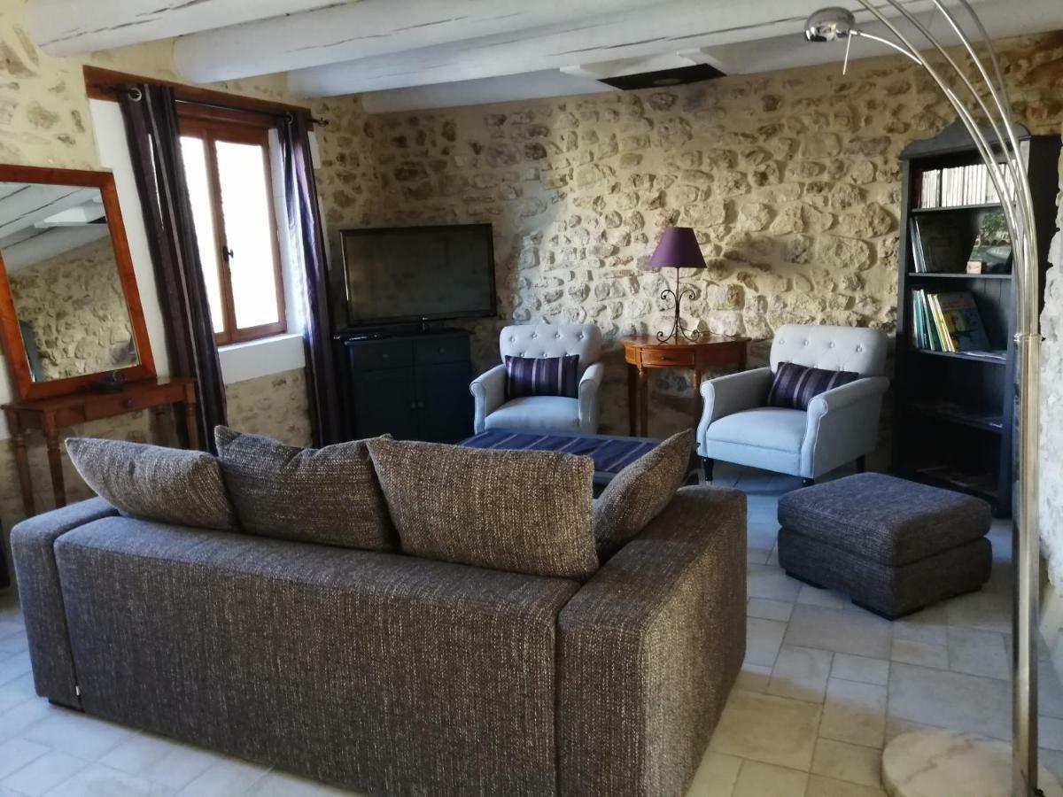 Gite De L Ancienne Poste Bourdic Экстерьер фото